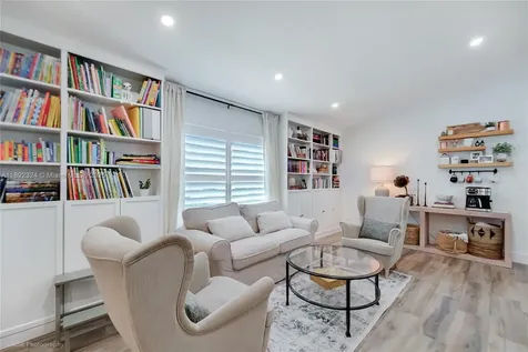5340 Lancelot Lane Davie FL 33331