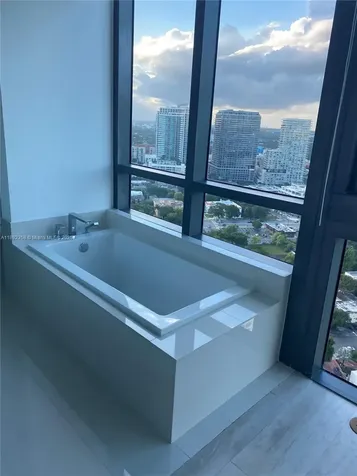 650 NE 32nd Street Miami FL 33137