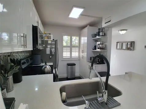 2786 NW 104th Avenue Sunrise FL 33322