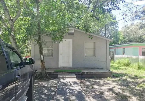 309 N 17th Street Fort Pierce FL 34950