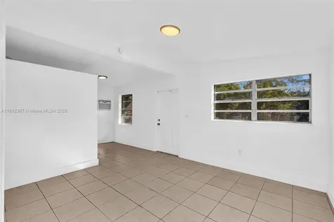 137 NW 29th Avenue Fort Lauderdale FL 33311