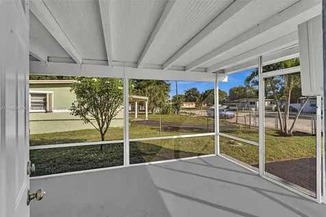 137 NW 29th Avenue Fort Lauderdale FL 33311