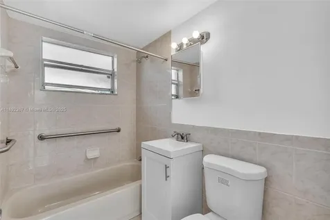 137 NW 29th Avenue Fort Lauderdale FL 33311