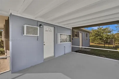 137 NW 29th Avenue Fort Lauderdale FL 33311