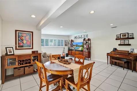 6001 SW 94th Place Miami FL 33173