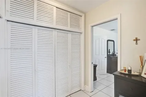 6001 SW 94th Place Miami FL 33173