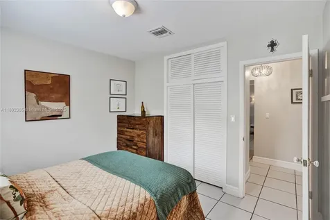 6001 SW 94th Place Miami FL 33173