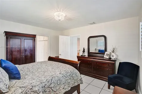 6001 SW 94th Place Miami FL 33173
