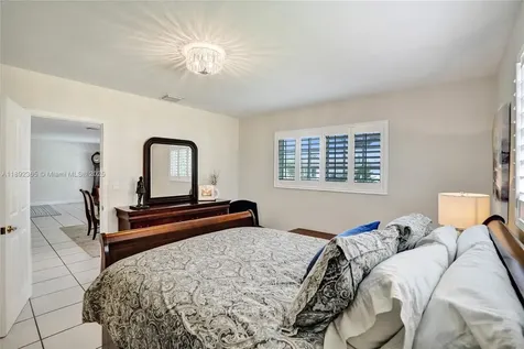 6001 SW 94th Place Miami FL 33173