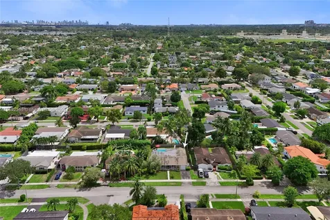 6001 SW 94th Place Miami FL 33173
