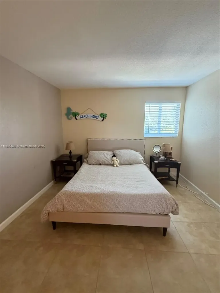 2860 NE 14th St Causeway Pompano Beach FL 33062