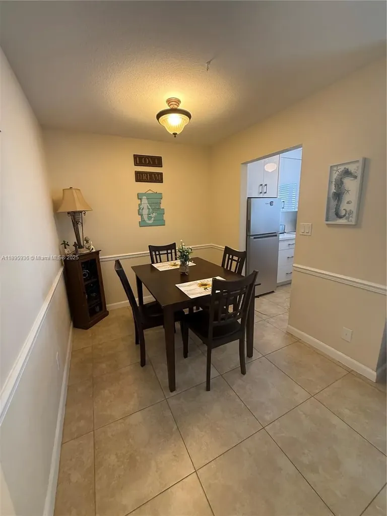 2860 NE 14th St Causeway Pompano Beach FL 33062
