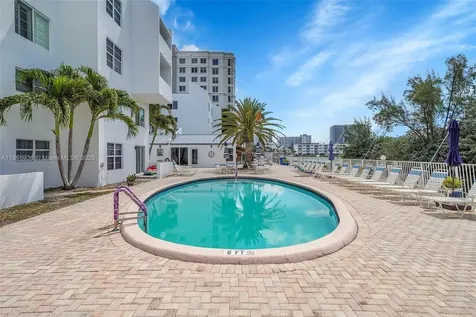 2860 NE 14th Street Causeway Pompano Beach FL 33062