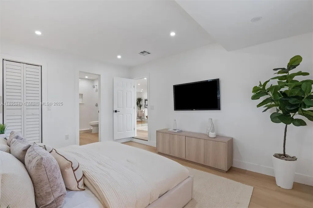 3645 SW 22nd Street Fort Lauderdale FL 33312