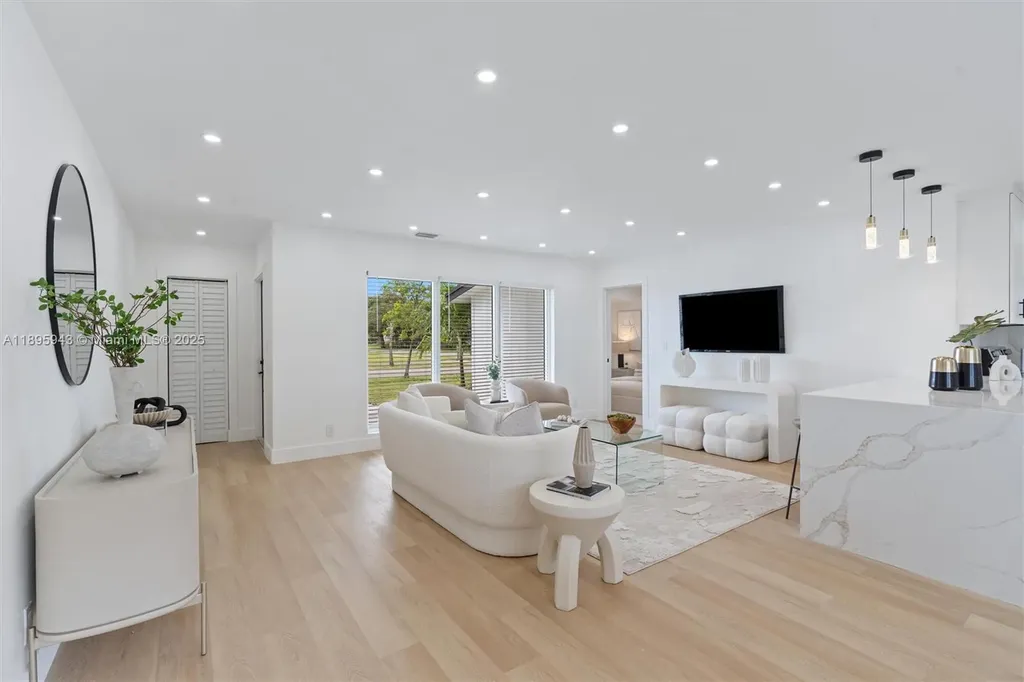 3645 SW 22nd Street Fort Lauderdale FL 33312