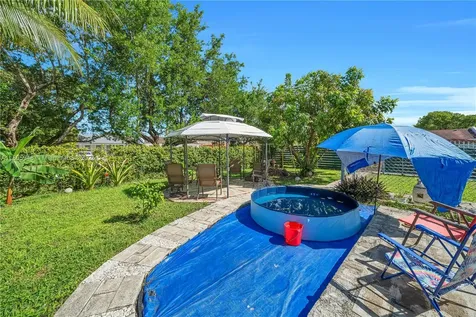 5402 SW 128th Place Miami FL 33175
