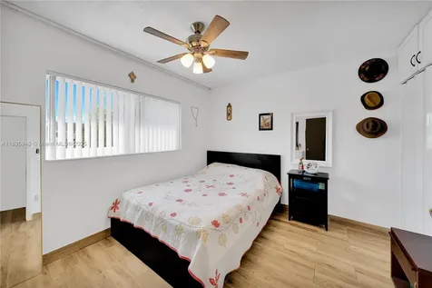 5402 SW 128th Place Miami FL 33175