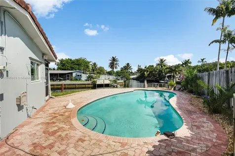 1831 NW 33rd Street Oakland Park FL 33309