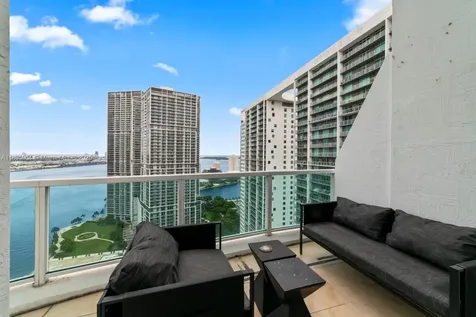 41 SE 5th Street Miami FL 33131