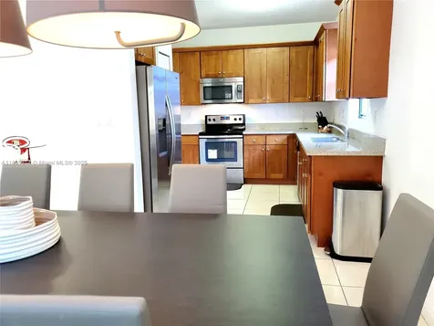 9731 NW 10th Terrace Miami FL 33172