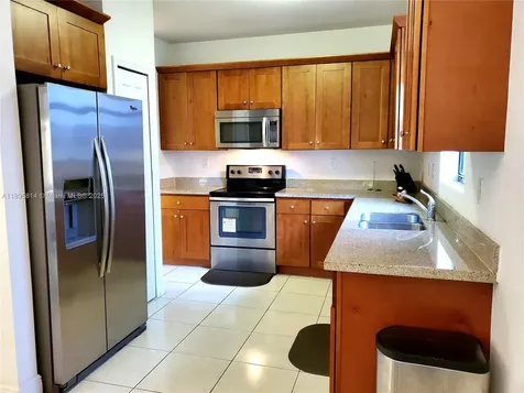 9731 NW 10th Terrace Miami FL 33172