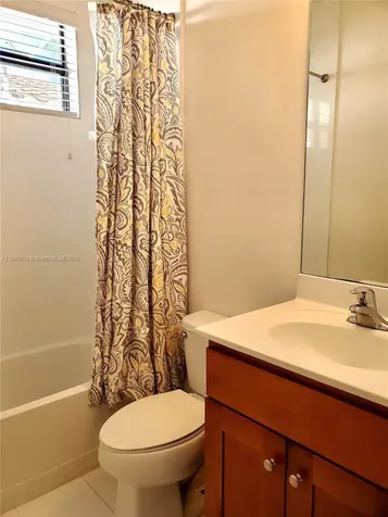 9731 NW 10th Terrace Miami FL 33172