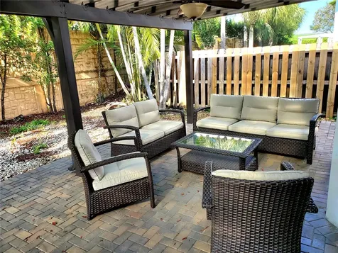 9731 NW 10th Terrace Miami FL 33172