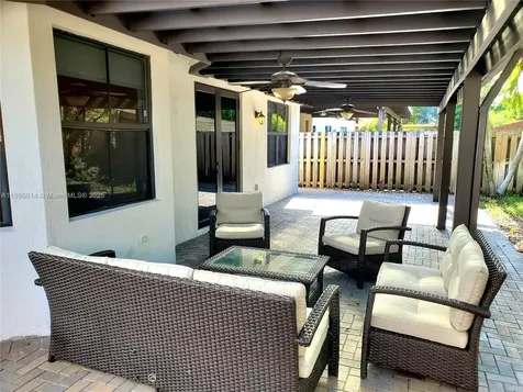 9731 NW 10th Terrace Miami FL 33172