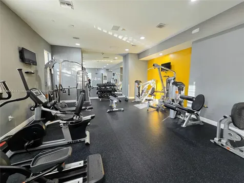 9731 NW 10th Terrace Miami FL 33172