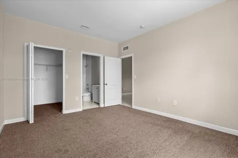 1677 SE 27th Court Homestead FL 33035