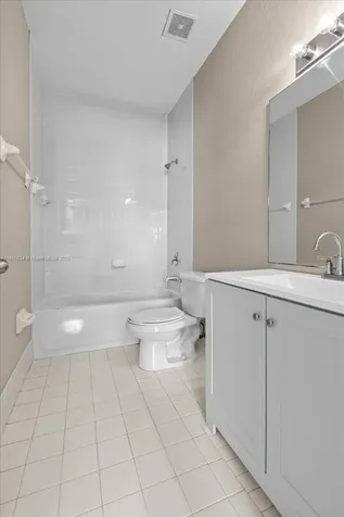 1677 SE 27th Court Homestead FL 33035