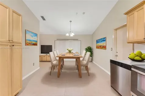 18102 SW 88th Place Palmetto Bay FL 33157