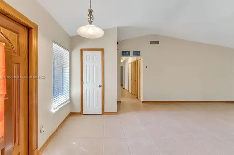 18102 SW 88th Place Palmetto Bay FL 33157