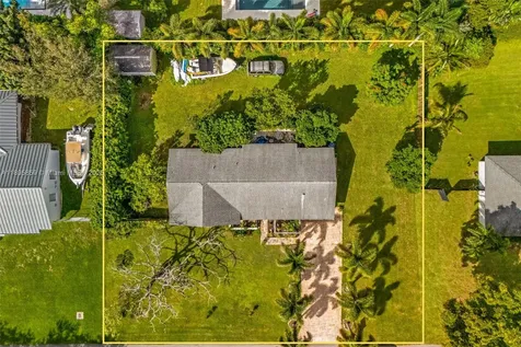 18102 SW 88th Place Palmetto Bay FL 33157