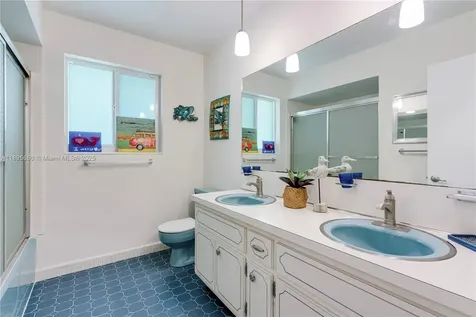 13905 SW 78th Court Palmetto Bay FL 33158