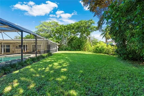 13905 SW 78th Court Palmetto Bay FL 33158