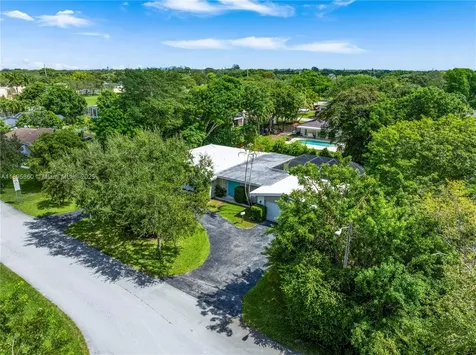 13905 SW 78th Court Palmetto Bay FL 33158