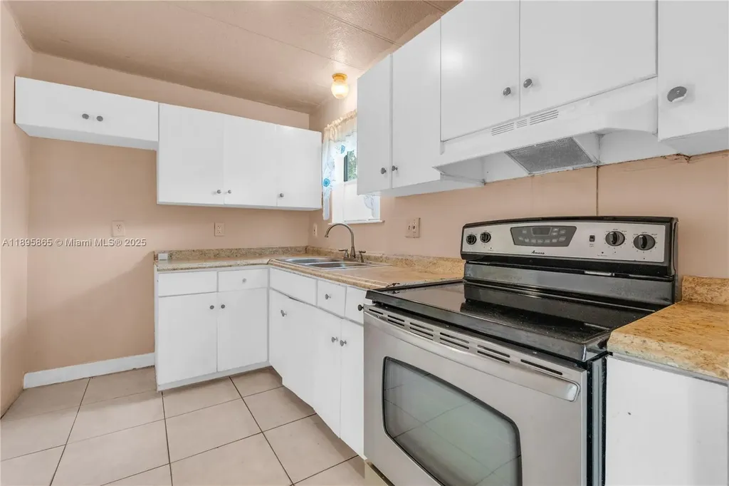 2005 NW 11th Avenue Fort Lauderdale FL 33311