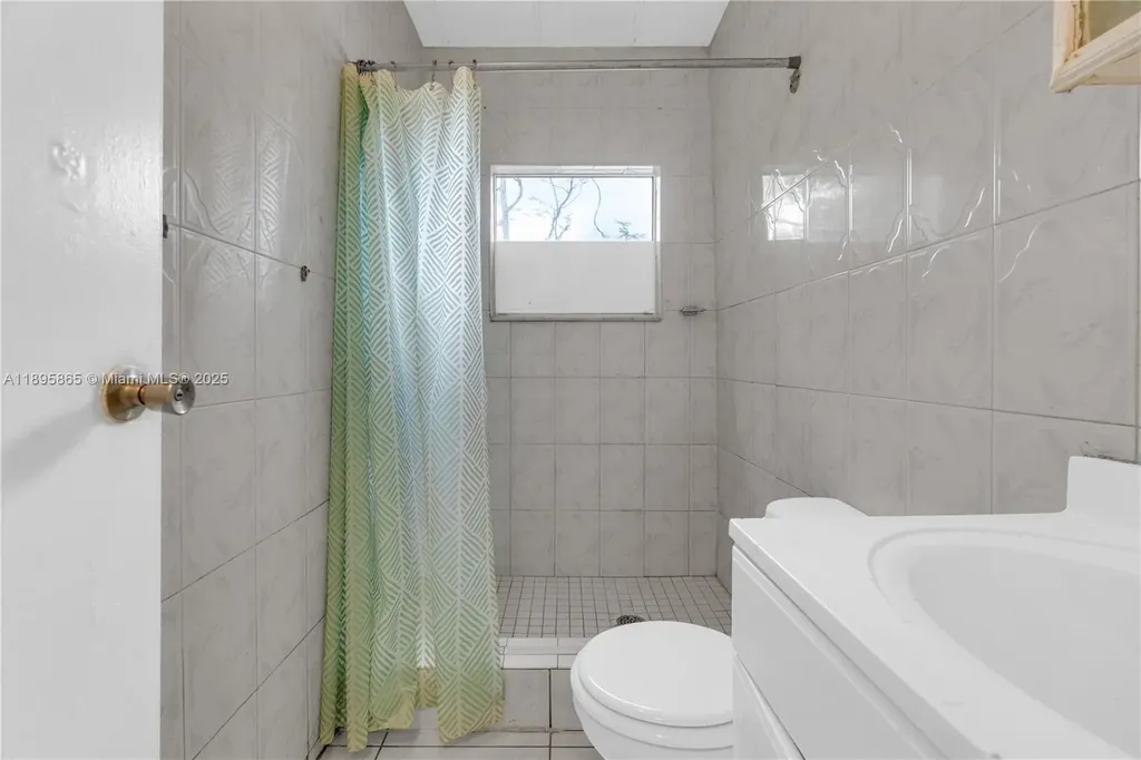 2005 NW 11th Avenue Fort Lauderdale FL 33311