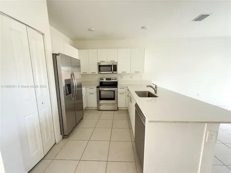 12445 NW 23rd Court Miami FL 33167