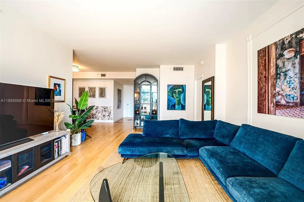 888 Brickell Key Drive Miami FL 33131