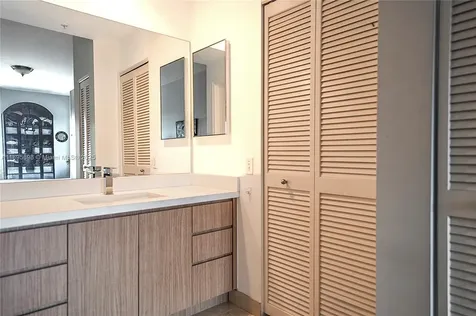 888 Brickell Key Drive Miami FL 33131