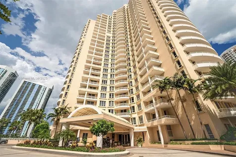 888 Brickell Key Drive Miami FL 33131