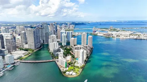888 Brickell Key Drive Miami FL 33131
