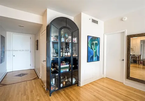 888 Brickell Key Drive Miami FL 33131