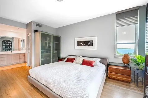 888 Brickell Key Drive Miami FL 33131