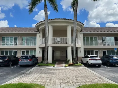 5220 S University Drive Davie FL 33328