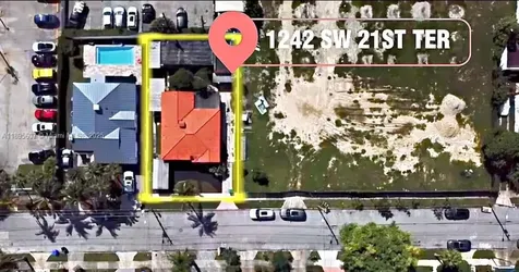 1242 SW 21st Terrace Miami FL 33145