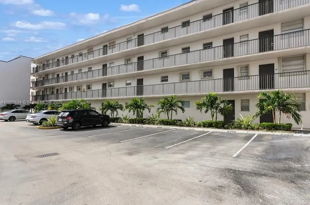 14140 SW 84th Street Miami FL 33183