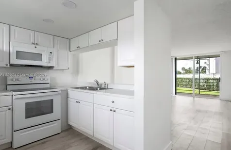 14140 SW 84th Street Miami FL 33183
